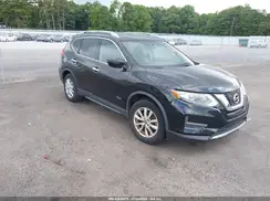 5N1ET2MTXHC777076 2017 NISSAN ROGUE