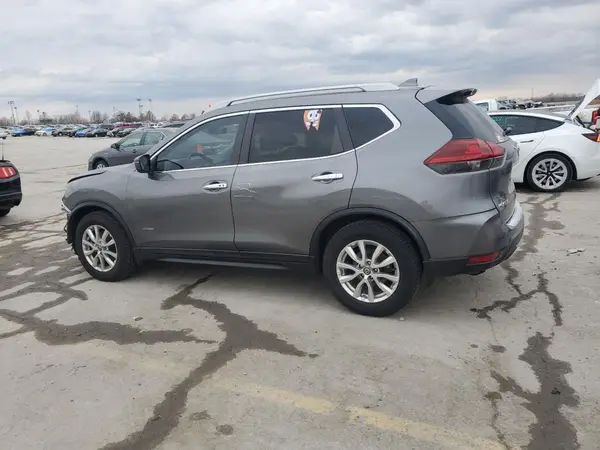 5N1ET2MTXJC798399 2018 NISSAN ROGUE - Image 2