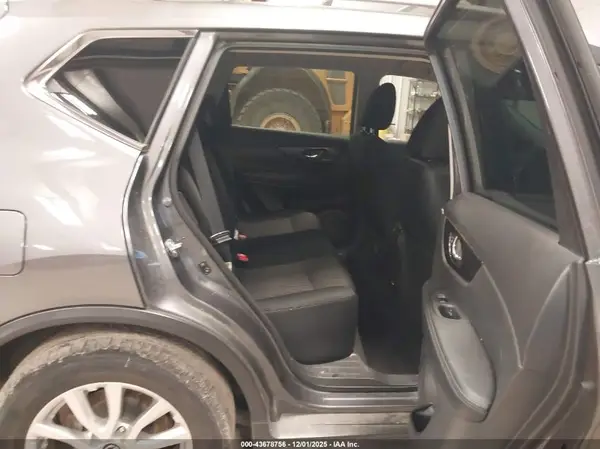 5N1ET2MTXKC708797 2019 NISSAN ROGUE - Image 8