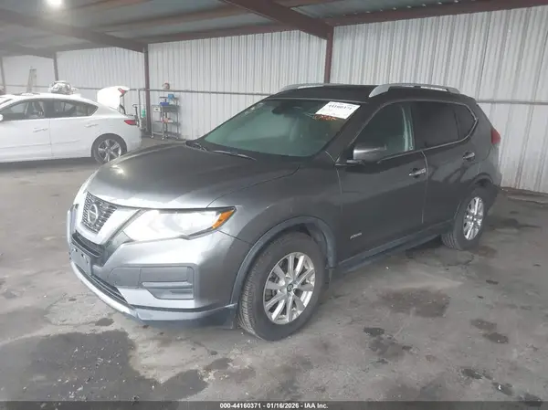 5N1ET2MTXKC743131 2019 NISSAN ROGUE - Image 2