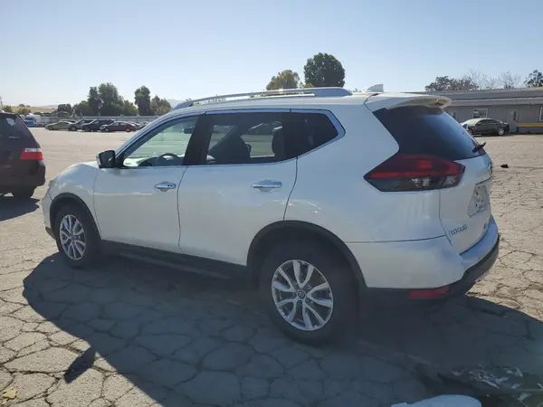 5N1ET2MV0HC777640 2017 NISSAN ROGUE - Image 2