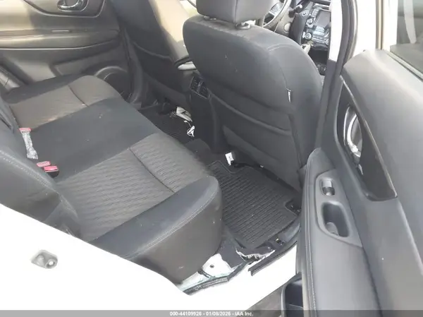 5N1ET2MV0HC787682 2017 NISSAN ROGUE - Image 8