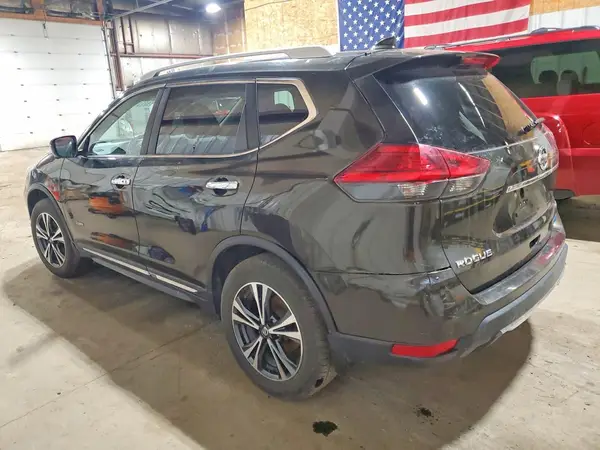 5N1ET2MV1HC828420 2017 NISSAN ROGUE - Image 2