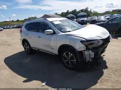 5N1ET2MV2HC828040 2017 NISSAN ROGUE