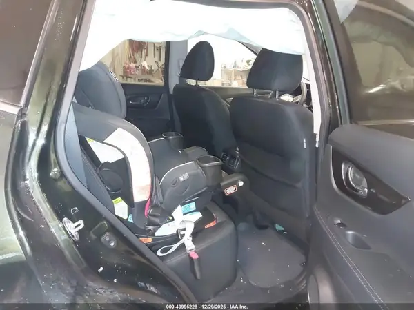 5N1ET2MV2JC821191 2018 NISSAN ROGUE - Image 8