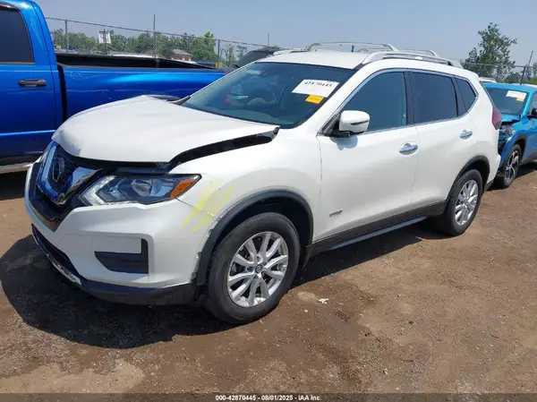 5N1ET2MV2KC732237 2019 NISSAN ROGUE - Image 2