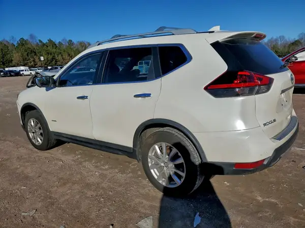 5N1ET2MV3KC707976 2019 NISSAN ROGUE - Image 2