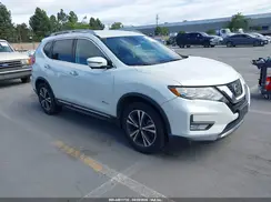 5N1ET2MV4HC829299 2017 NISSAN ROGUE