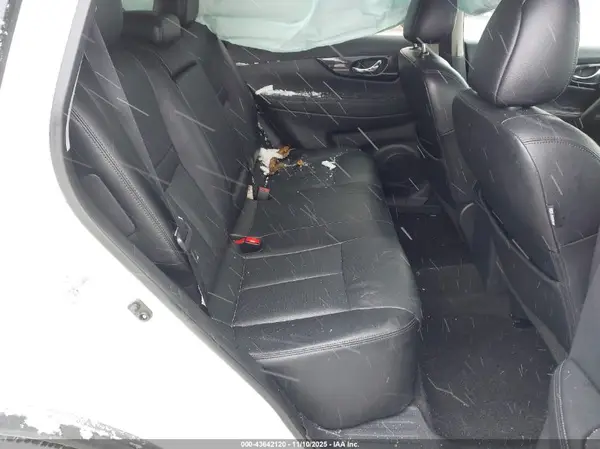 5N1ET2MV5HC769520 2017 NISSAN ROGUE - Image 8