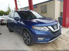 5N1ET2MV5HC828985 2017 NISSAN ROGUE