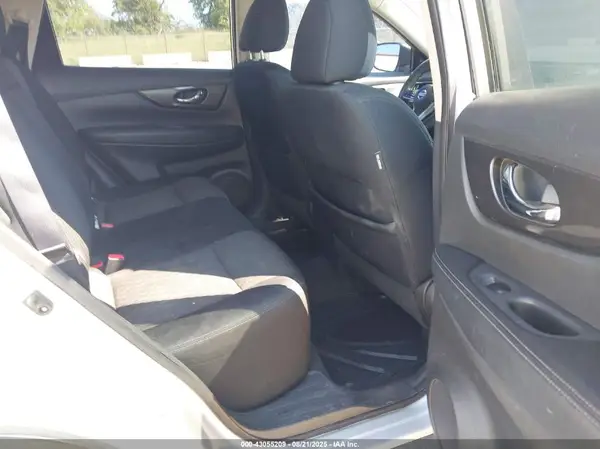 5N1ET2MV6HC803562 2017 NISSAN ROGUE - Image 8