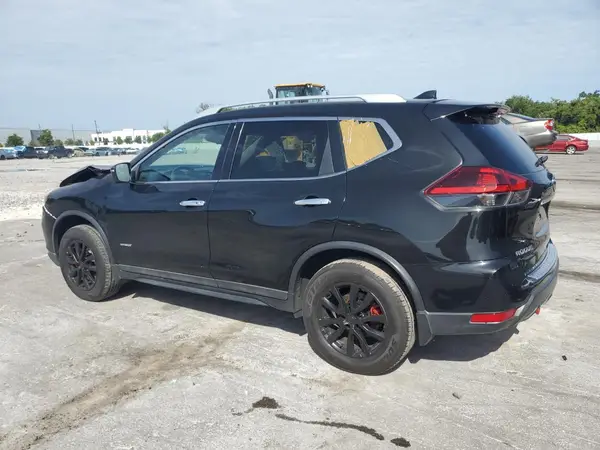 5N1ET2MV6JC816866 2018 NISSAN ROGUE - Image 2