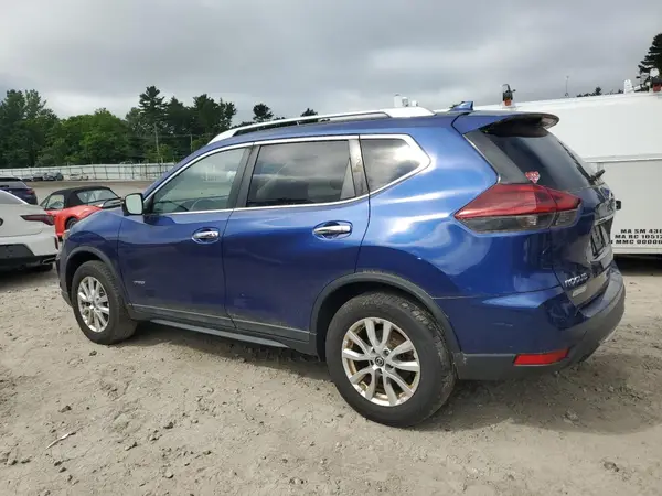 5N1ET2MV8JC830736 2018 NISSAN ROGUE - Image 2