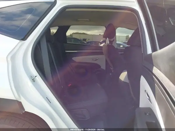 5NMJA3AE1NH002781 2022 HYUNDAI TUCSON - Image 8