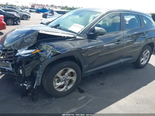 5NMJA3AE4NH068029 2022 HYUNDAI TUCSON - Image 2