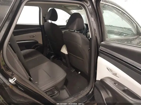5NMJA3AE7NH005085 2022 HYUNDAI TUCSON - Image 8