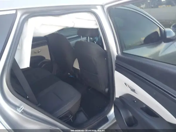 5NMJA3AE8NH022946 2022 HYUNDAI TUCSON - Image 8