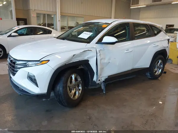5NMJA3DE5RH430158 2024 HYUNDAI TUCSON - Image 2