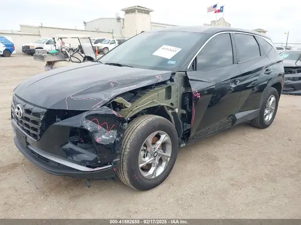 5NMJA3DE8RH439856 2024 HYUNDAI TUCSON - Image 2