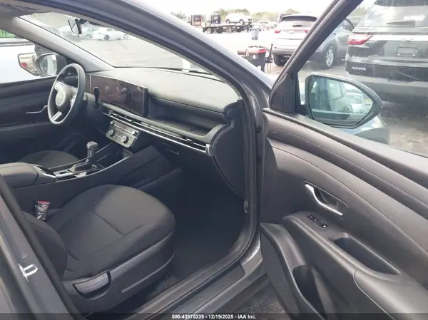 2025 HYUNDAI TUCSON IAAI lot 43975339 auction photo 5