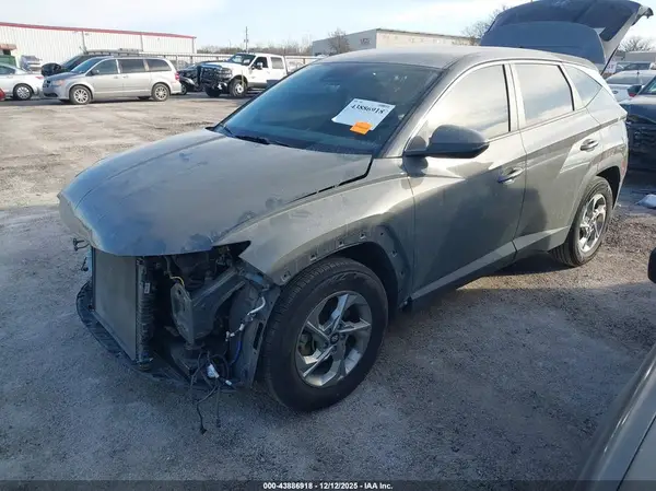 5NMJA3DE9RH433211 2024 HYUNDAI TUCSON - Image 2