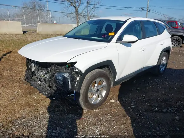 5NMJA3DE9RH435427 2024 HYUNDAI TUCSON - Image 2