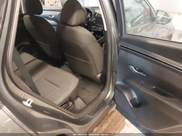 5NMJACAE0NH025064 2022 HYUNDAI TUCSON - Image 8