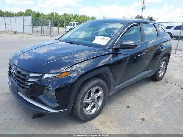 5NMJACAE1NH019452 2022 HYUNDAI TUCSON - Image 2