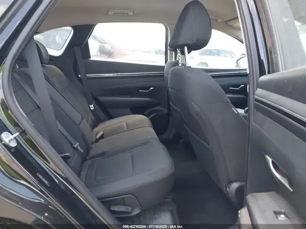 5NMJACAE1NH019452 2022 HYUNDAI TUCSON - Image 8