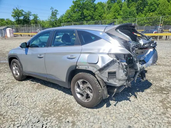 5NMJACAE1NH024439 2022 HYUNDAI TUCSON - Image 2