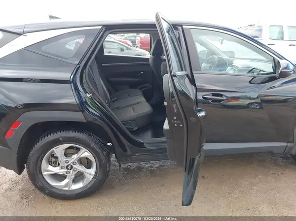 5NMJACAE1NH067047 2022 HYUNDAI TUCSON - Image 8
