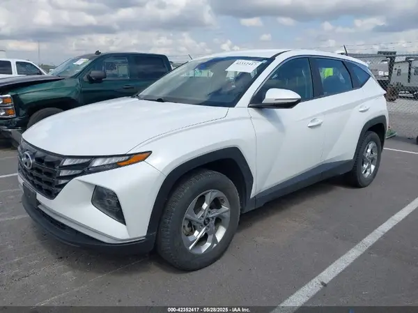 5NMJACAE1NH079814 2022 HYUNDAI TUCSON - Image 2