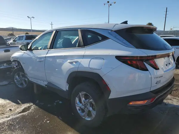 5NMJACAE1NH110947 2022 HYUNDAI TUCSON - Image 2