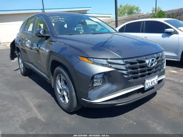 5NMJACAE1NH143897 2022 HYUNDAI TUCSON - Image 1