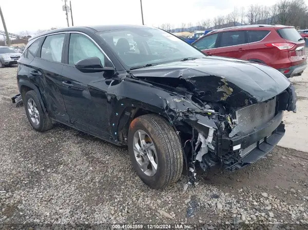 5NMJACAE2NH017631 2022 HYUNDAI TUCSON - Image 1