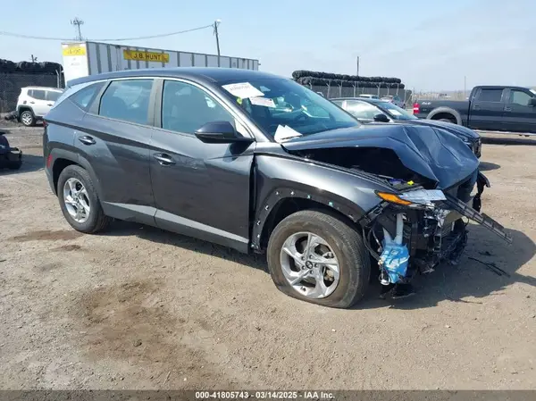 5NMJACAE2NH080406 2022 HYUNDAI TUCSON - Image 1