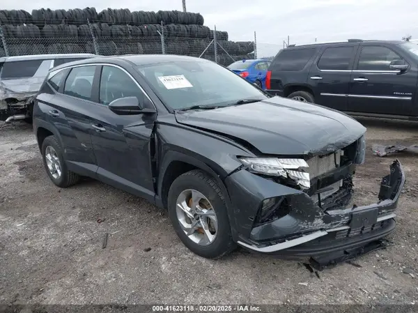 5NMJACAE3NH000434 2022 HYUNDAI TUCSON - Image 1