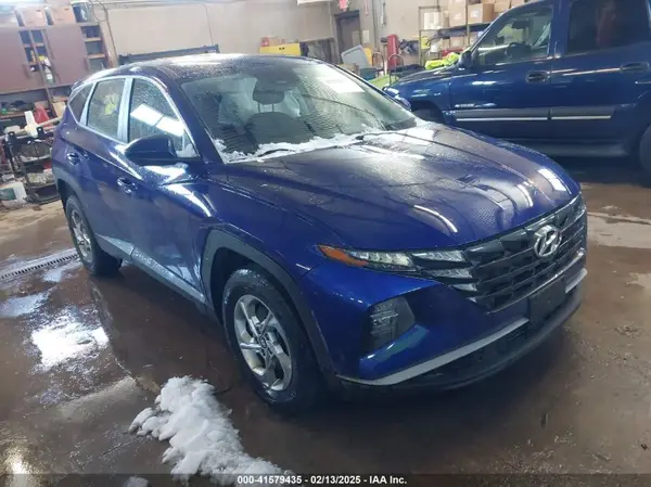 5NMJACAE3NH029173 2022 HYUNDAI TUCSON - Image 1