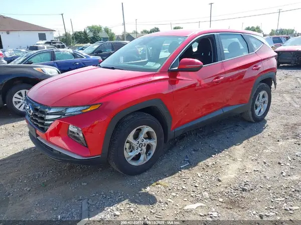 5NMJACAE3NH069298 2022 HYUNDAI TUCSON - Image 2
