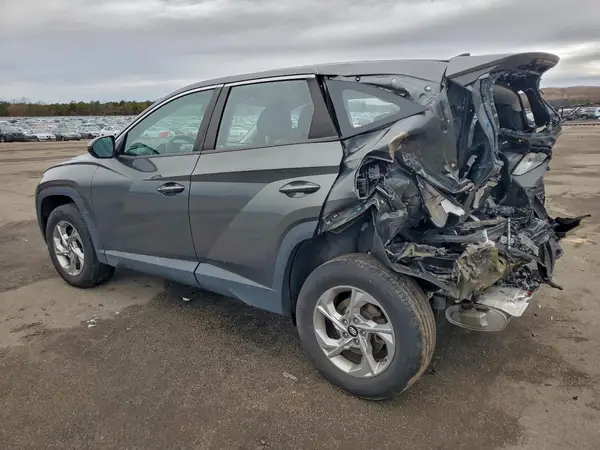 5NMJACAE5NH015596 2022 HYUNDAI TUCSON - Image 2