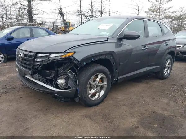 5NMJACAE5NH027635 2022 HYUNDAI TUCSON - Image 2