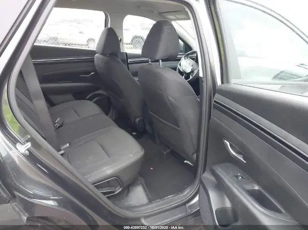 5NMJACAE6NH076505 2022 HYUNDAI TUCSON - Image 8
