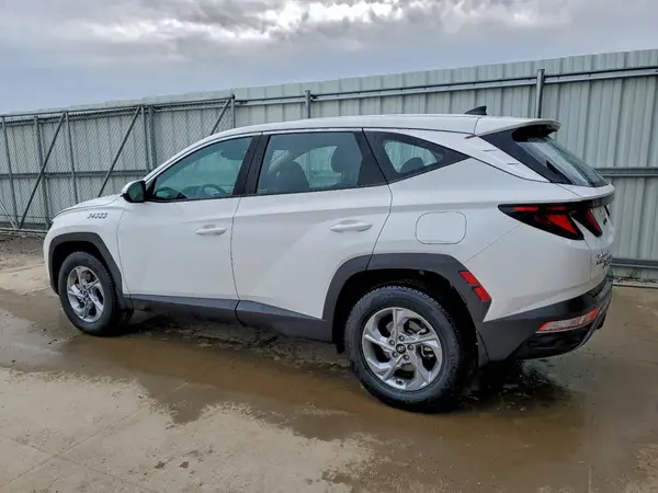 5NMJACAE6PH250592 2023 HYUNDAI TUCSON - Image 2