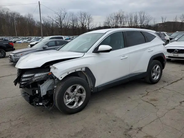 5NMJACAE8NH018511 2022 HYUNDAI TUCSON - Image 1