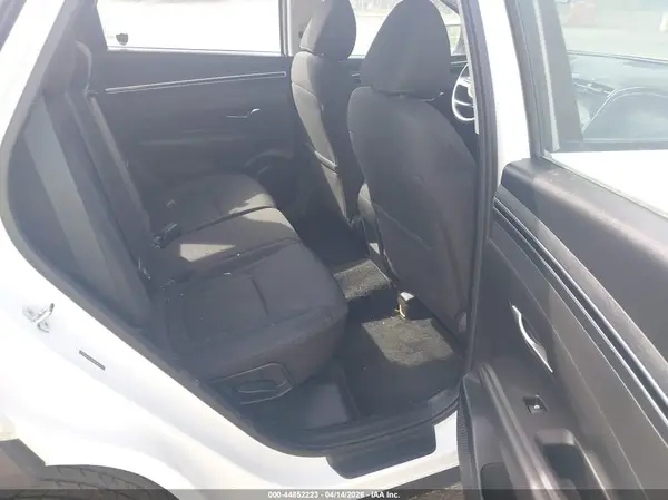 5NMJACAE8NH114915 2022 HYUNDAI TUCSON - Image 8