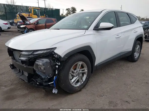 5NMJACDE5SH587453 2025 HYUNDAI TUCSON - Image 2