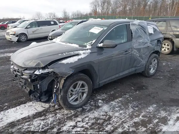 5NMJACDEXSH457555 2025 HYUNDAI TUCSON - Image 2