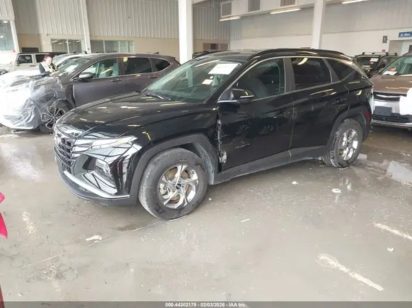 5NMJB3AE0NH048986 2022 HYUNDAI TUCSON - Image 2