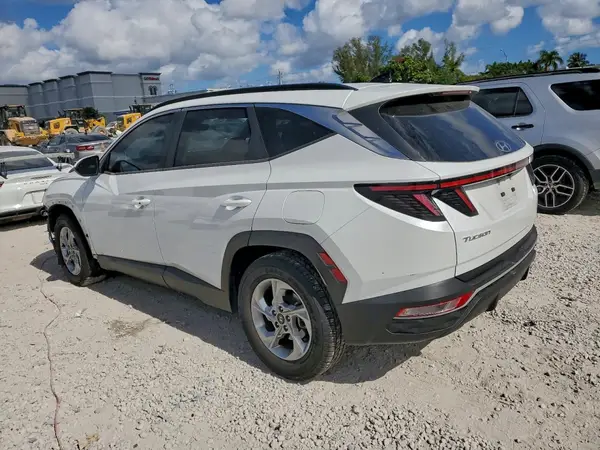 5NMJB3AE0NH071183 2022 HYUNDAI TUCSON - Image 2