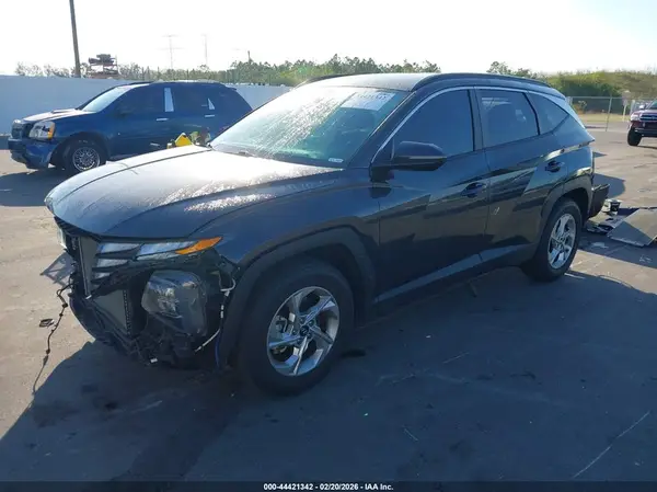 5NMJB3AE0NH094348 2022 HYUNDAI TUCSON - Image 2